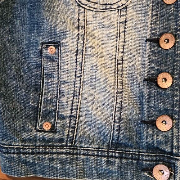 Love Republic Juniors Medium denim jeans vest with animal print - Picture 4 of 8